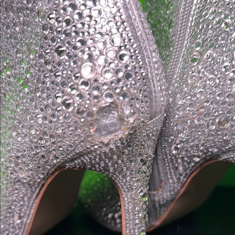 Steve Madden Silver Heeled Boots with Stiletto Heel - Picture 4 of 7